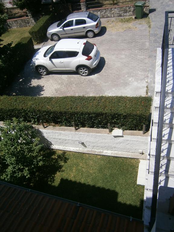 Kiparissis Apartments Kriopigi Bagian luar foto